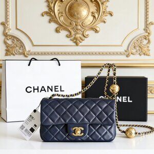Chanel Classic Flap Mini in Quilted